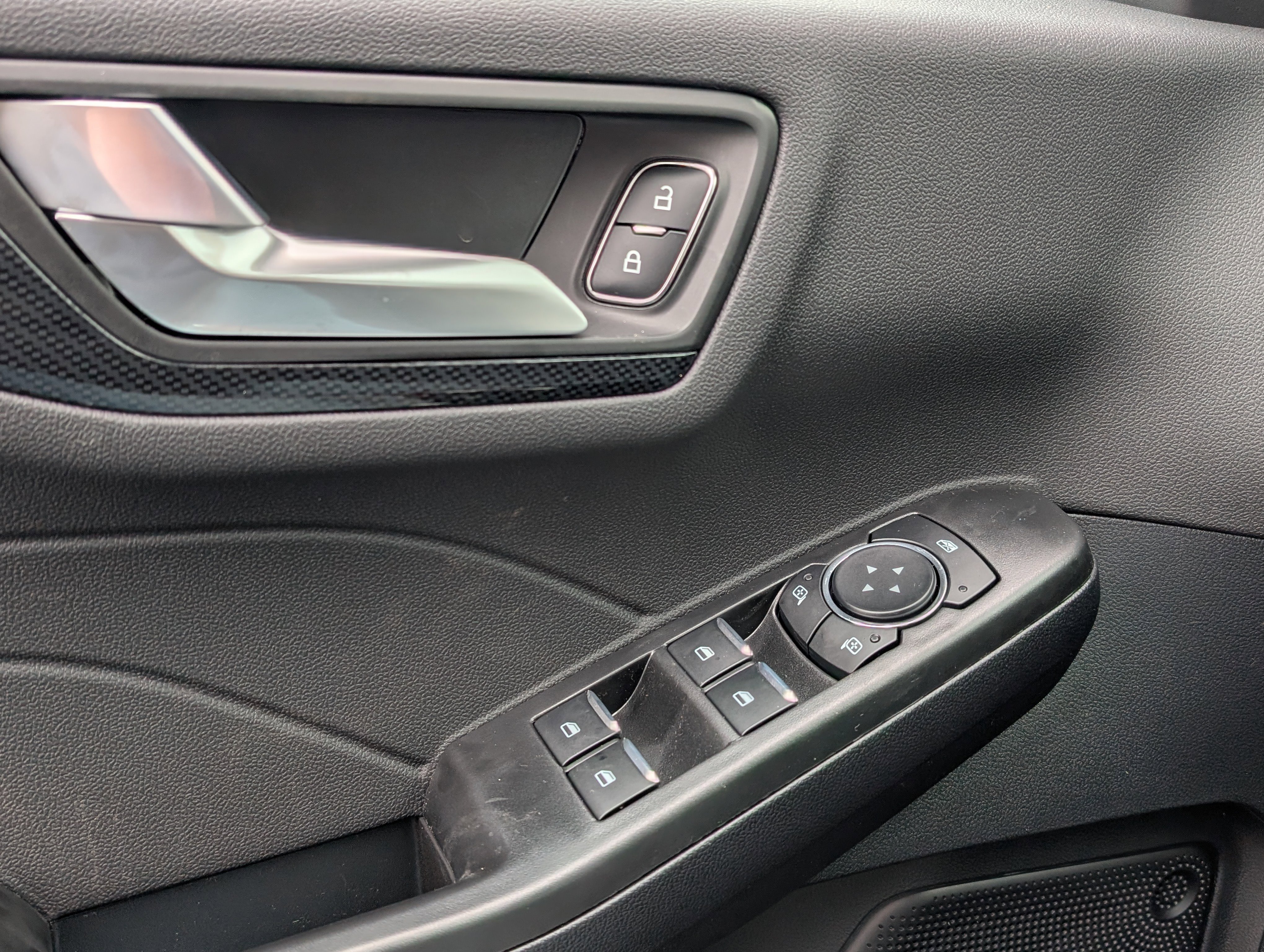 New 2026 Ford Escape ST-Line w/ Tech Pack #1 image 16