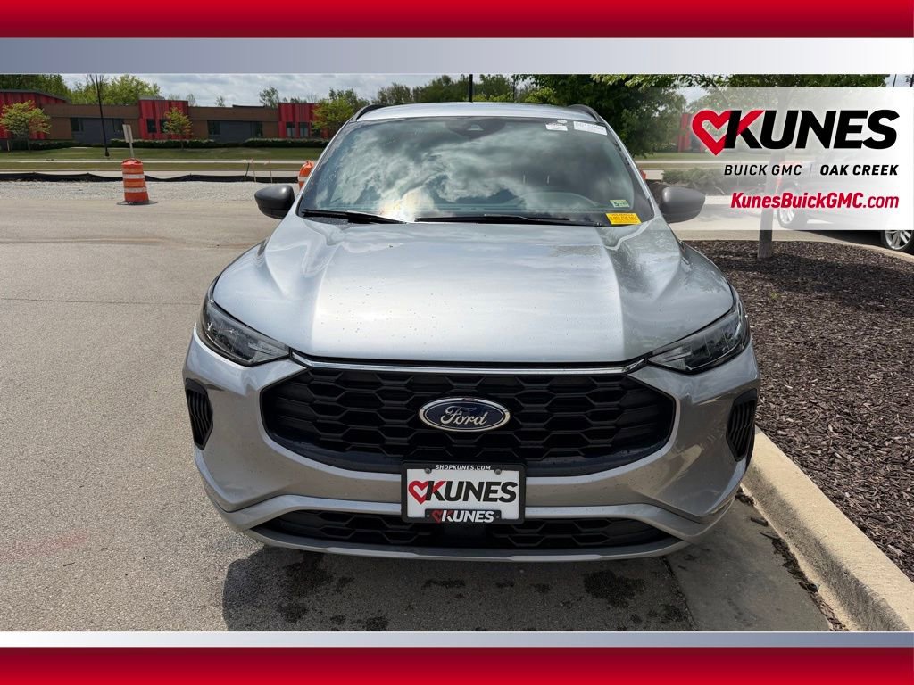 Used 2024 Ford Escape ST-Line AWD/4WD image 3