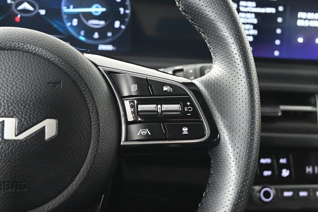 Used 2024 Kia Seltos SX image 35