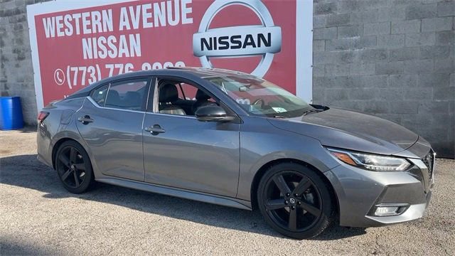 Used 2022 Nissan Sentra SR w/ SR Premium Package image 3