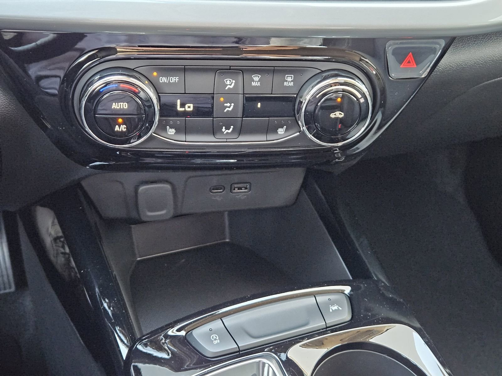 New 2026 Chevrolet Trax LT w/ Driver Confidence Package image 21