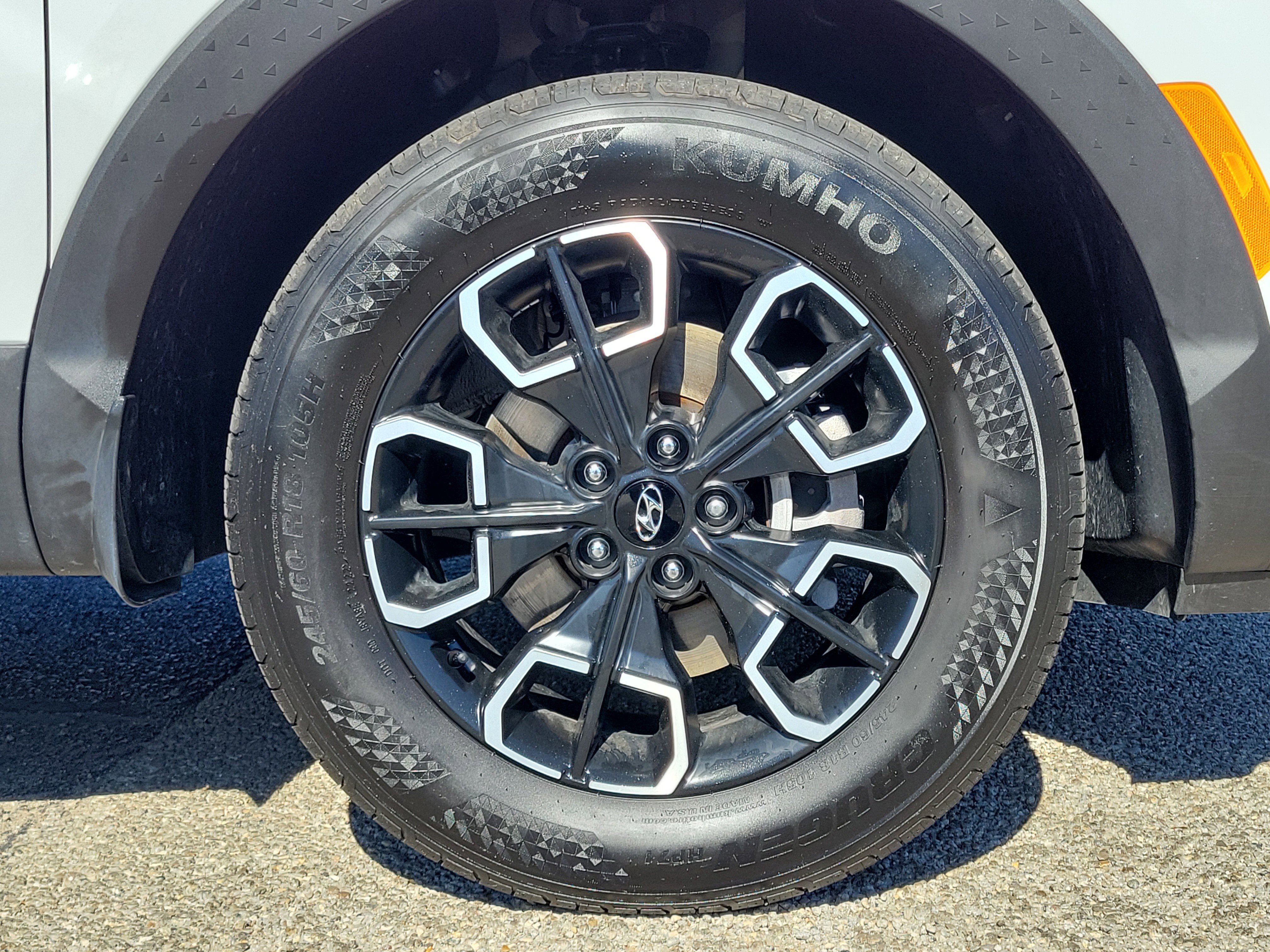 Used 2022 Hyundai Santa Cruz SEL image 5