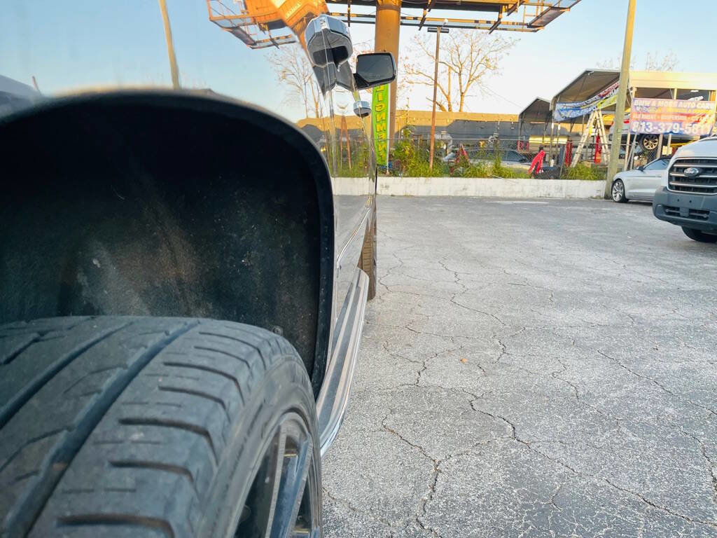 Used 2016 GMC Yukon XL Denali w/ Open Road Package image 10