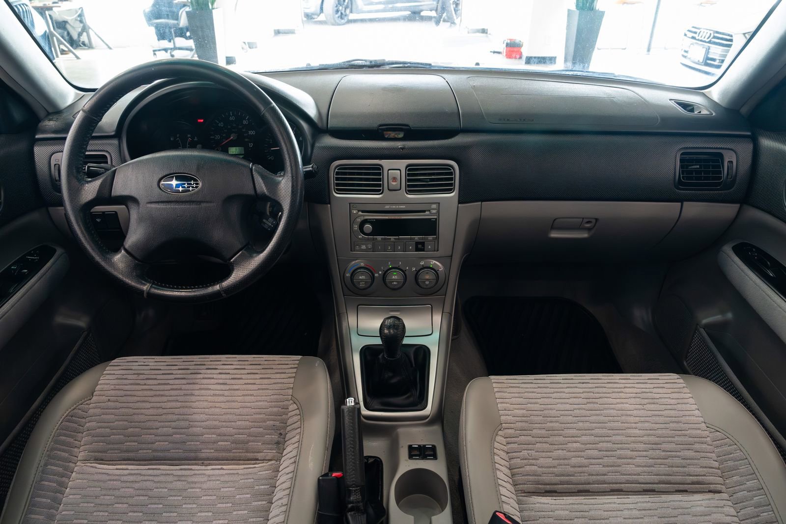 Used 2004 Subaru Forester 2.5XS AWD/4WD image 9
