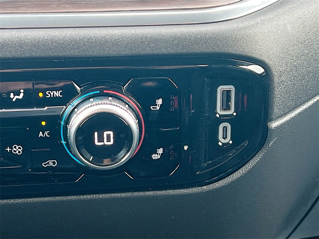 Used 2025 GMC Sierra 1500 SLT image 20