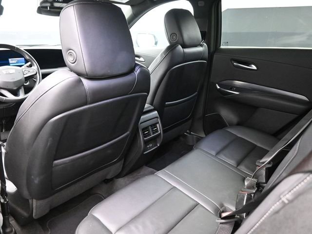 Used 2024 Cadillac XT4 Premium Luxury AWD/4WD image 16