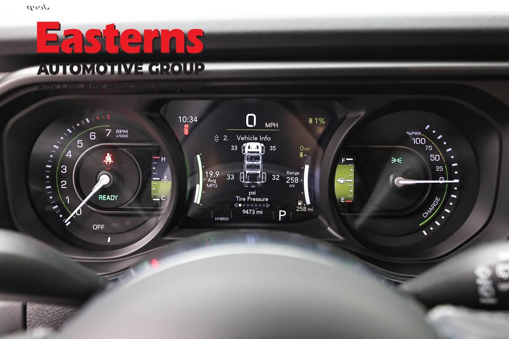 Used 2025 Jeep Wrangler Unlimited Sahara image 17