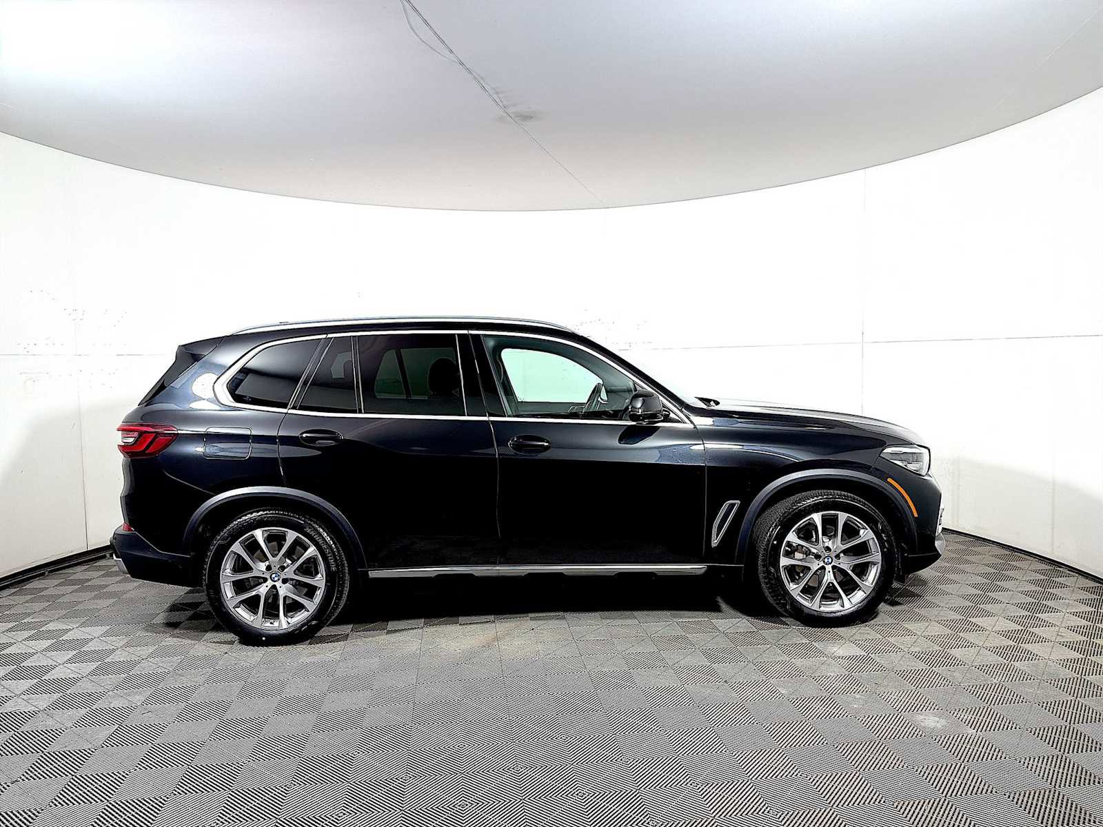 Certified 2023 BMW X5 xDrive40i w/ Premium Package image 7