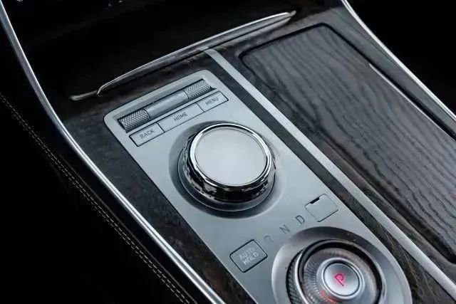 Used 2024 Genesis GV80 2.5T image 33