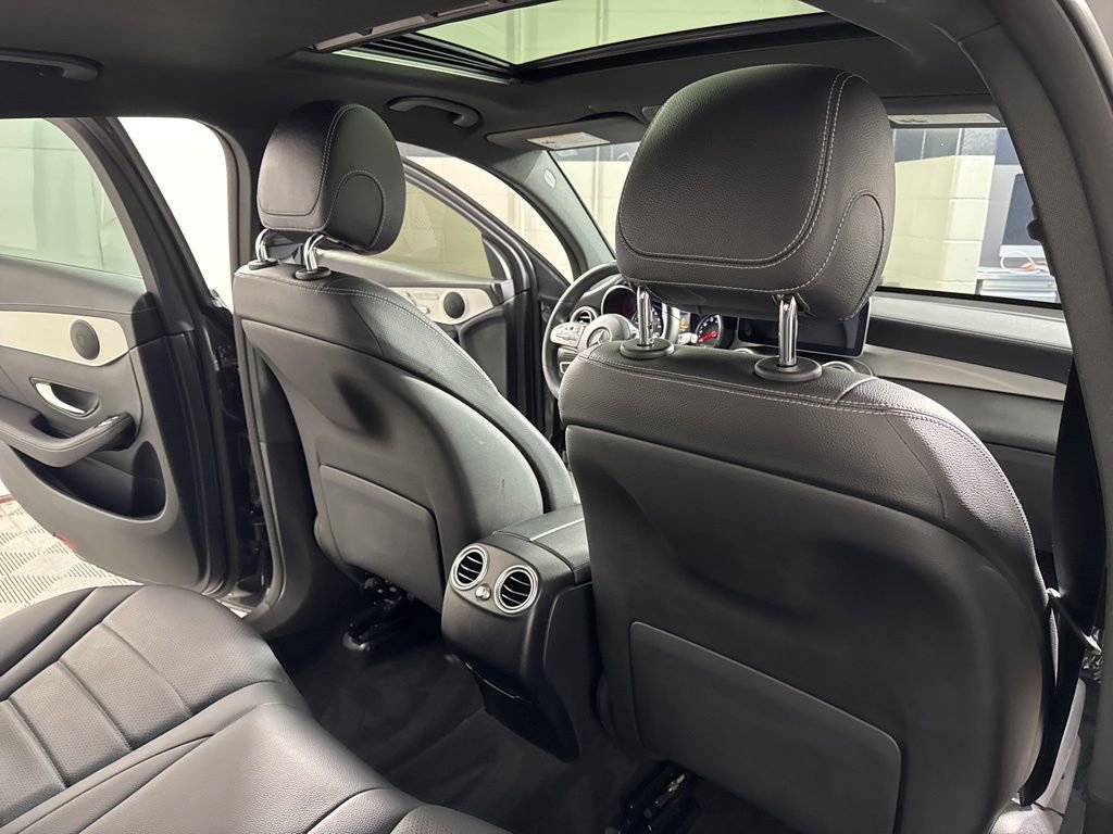 Certified 2022 Mercedes-Benz GLC 300 4MATIC Coupe image 22