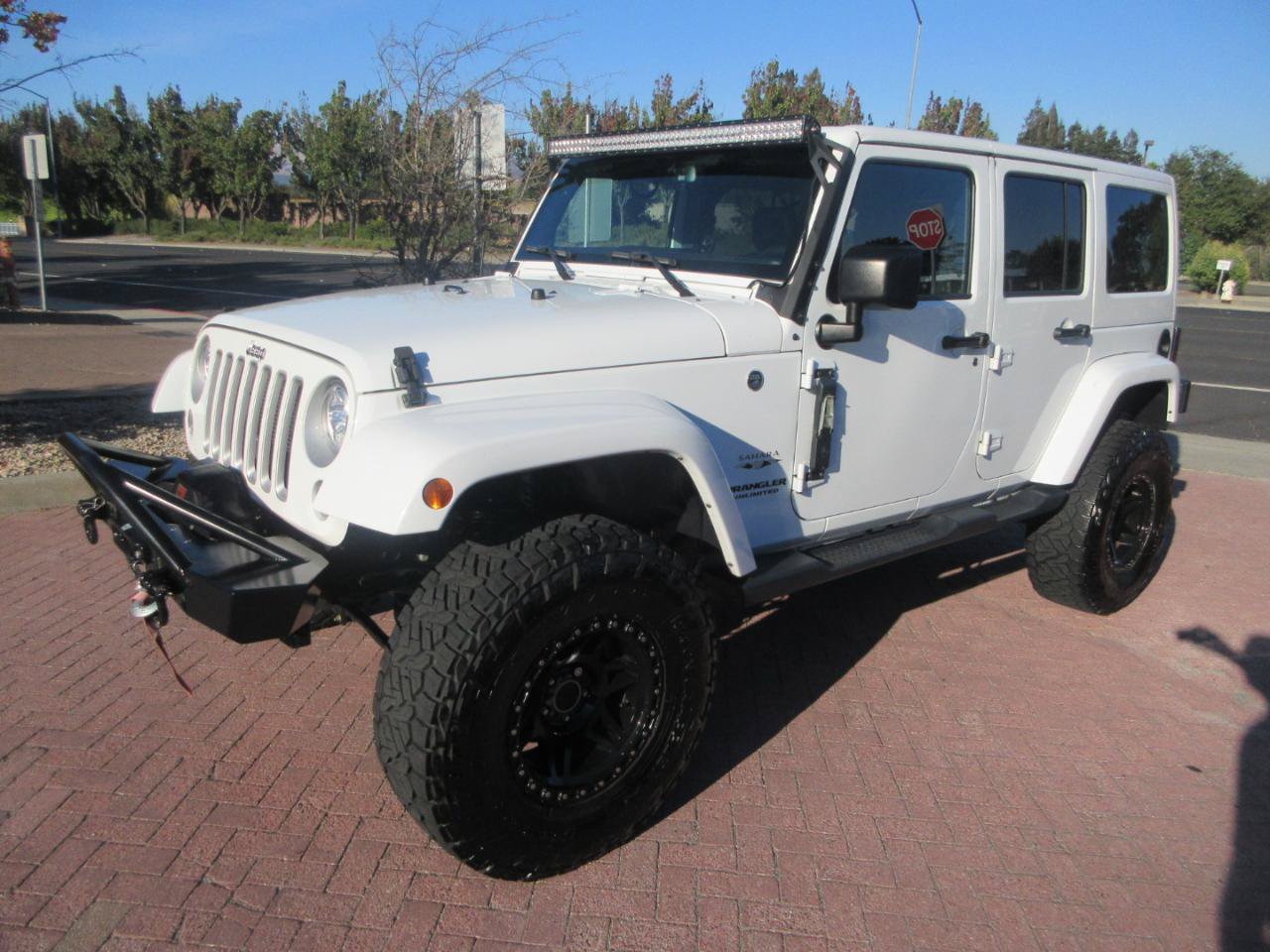 Used 2017 Jeep Wrangler Unlimited Sahara w/ Connectivity Group