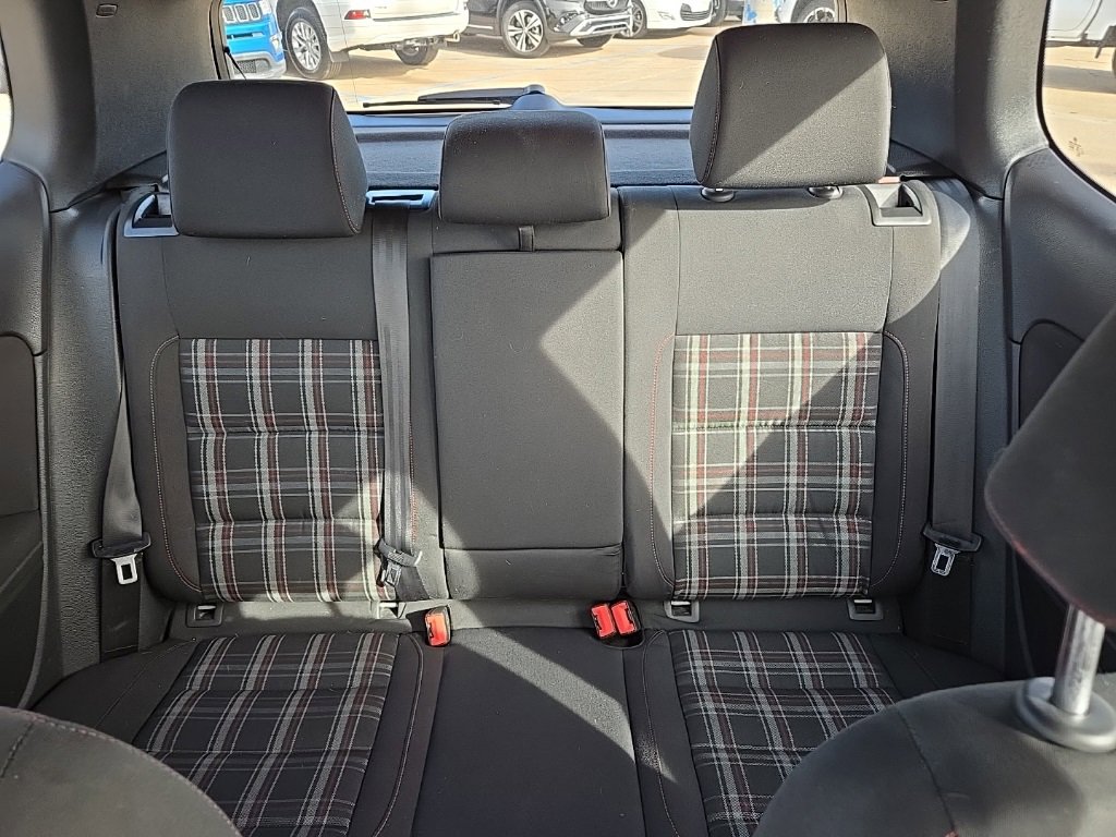 Used 2013 Volkswagen GTI 2-Door image 41