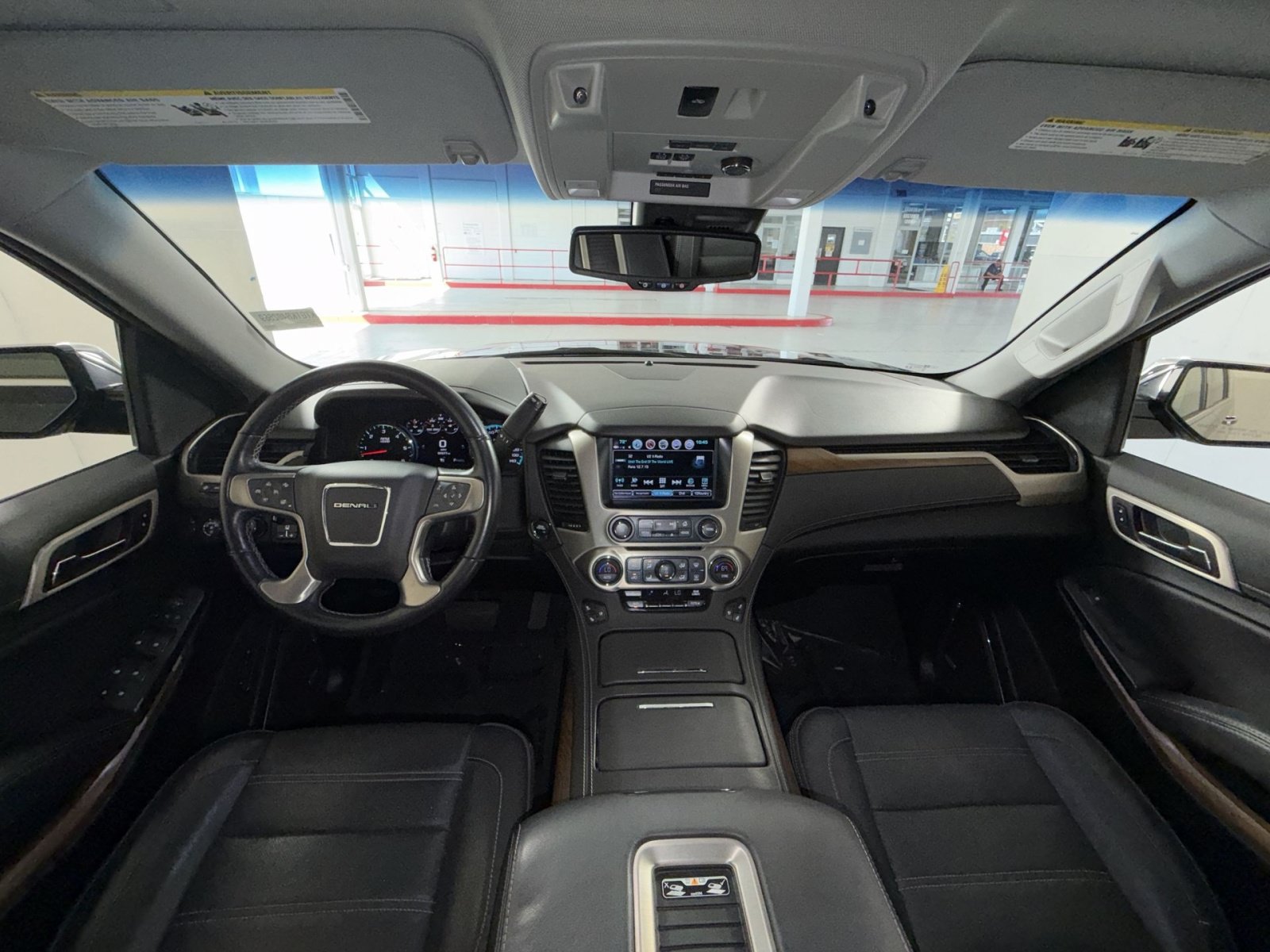Used 2019 GMC Yukon Denali w/ Denali Ultimate Package AWD/4WD image 22
