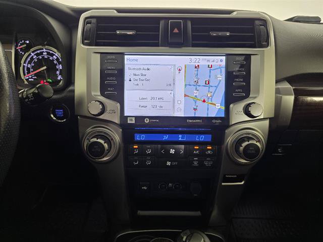Used 2020 Toyota 4Runner Limited AWD/4WD image 34