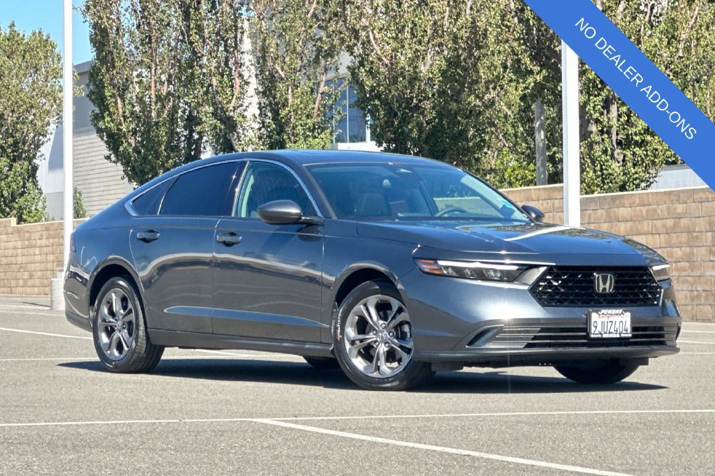 Used 2023 Honda Accord EX image 2