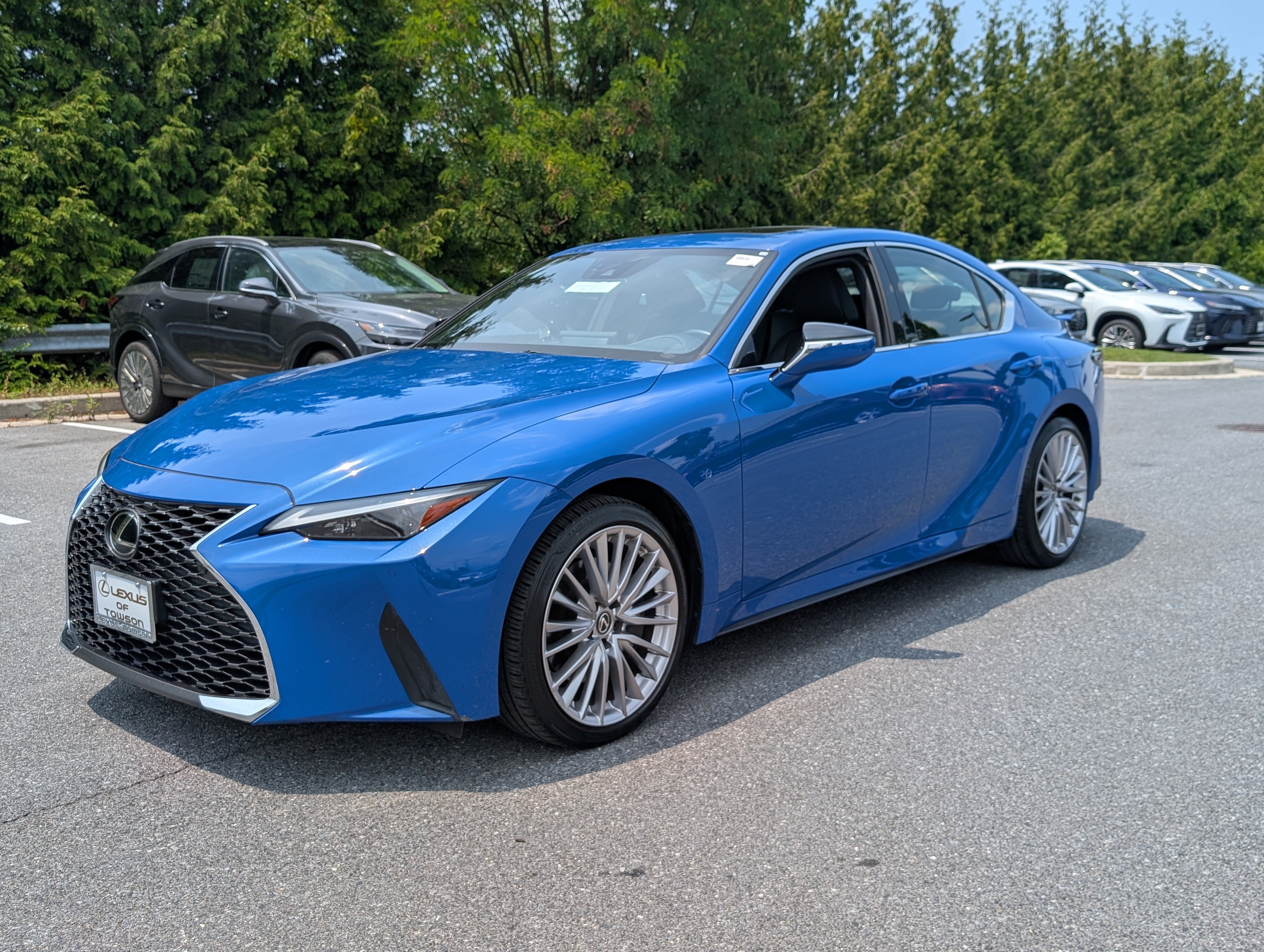 Used 2022 Lexus IS 300 AWD w/ Premium Package image 7