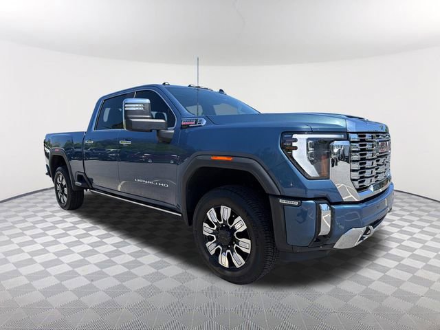 Used 2024 GMC Sierra 2500 Denali w/ Denali Reserve Package image 3
