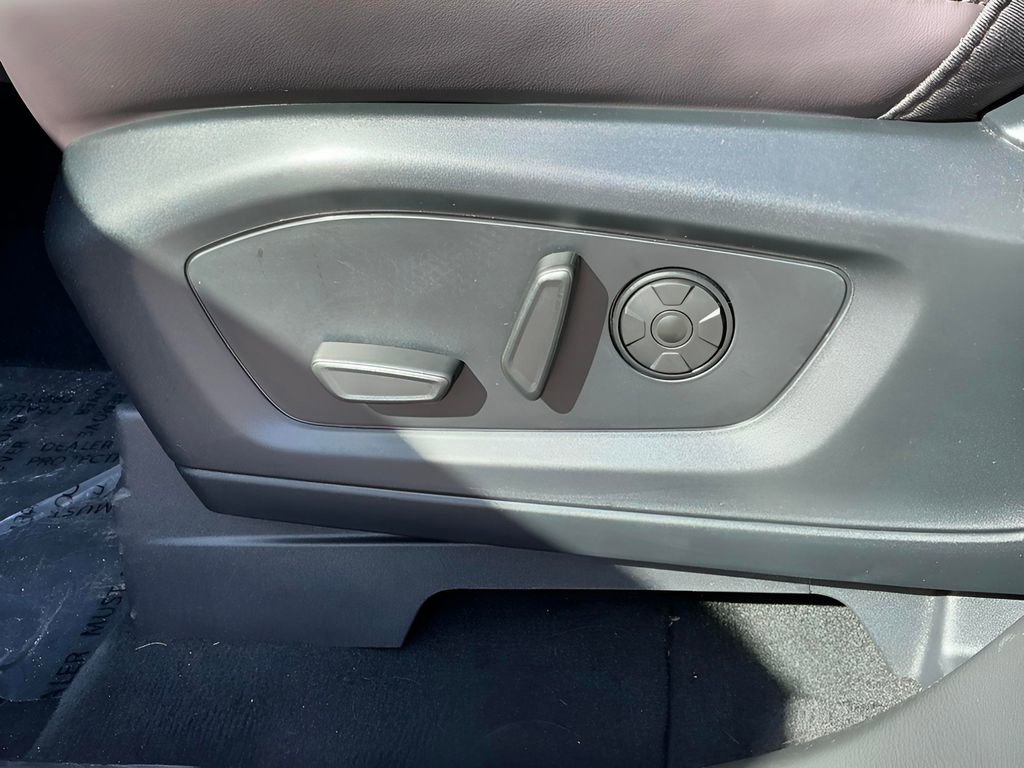 New 2026 Ford Explorer Platinum RWD image 20