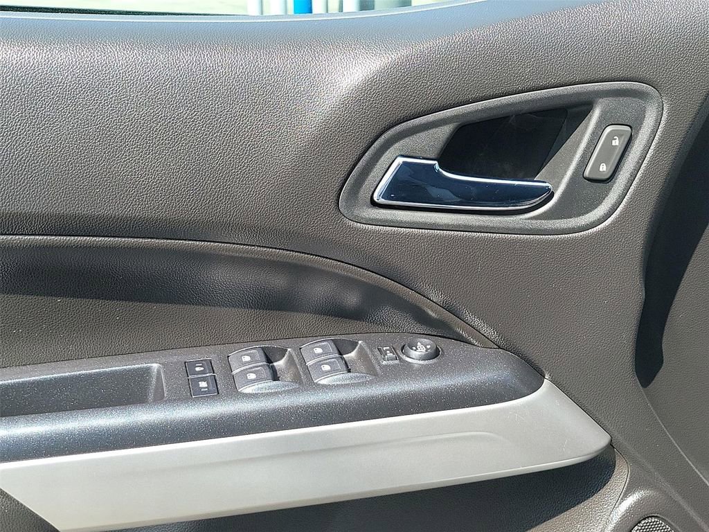 Used 2021 Chevrolet Colorado LT w/ Safety Package RWD image 14
