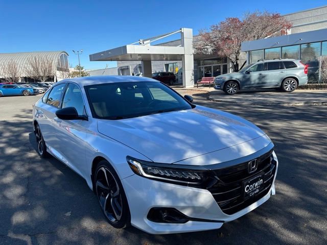 Used 2022 Honda Accord Sport image 3