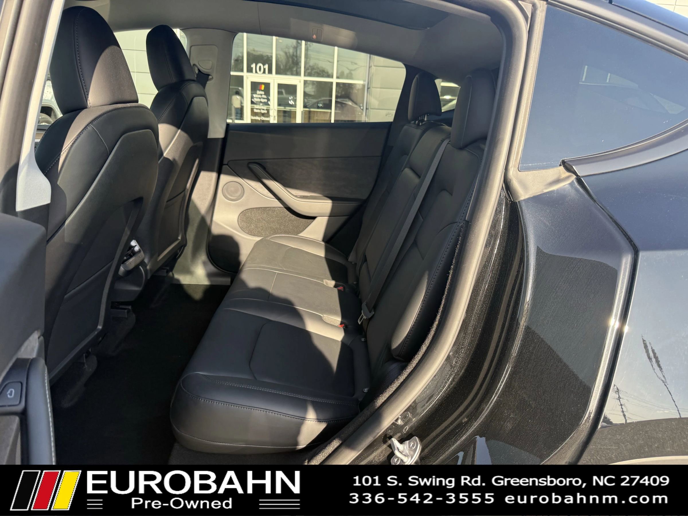 Used 2024 Tesla Model Y Long Range AWD/4WD image 12