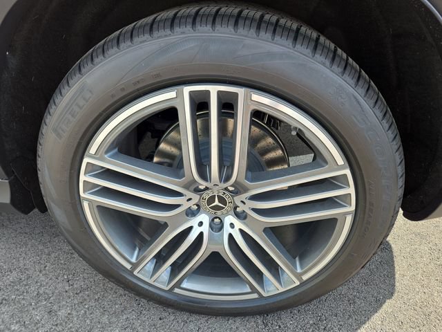New 2026 Mercedes-Benz GLS 450 4MATIC image 32
