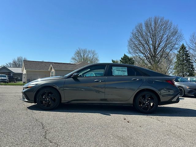 New 2026 Hyundai Elantra Sport image 3