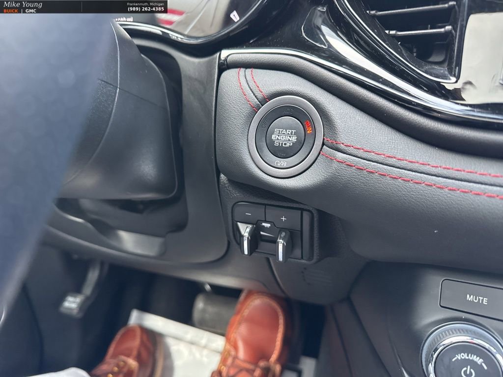 Used 2023 Dodge Durango Citadel image 30