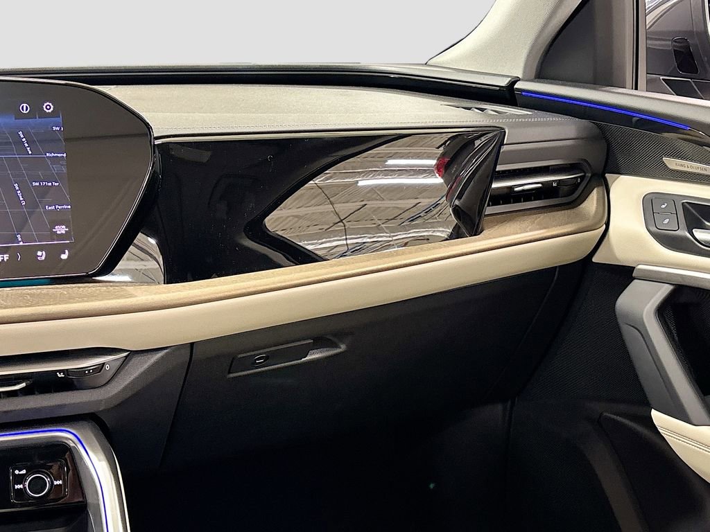 Used 2025 Audi Q5 Premium Plus w/ Premium Plus image 19