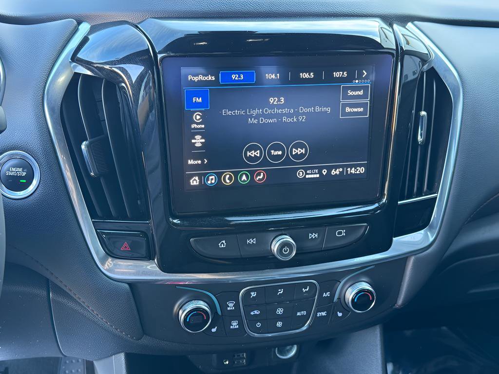 Used 2022 Chevrolet Traverse RS image 28