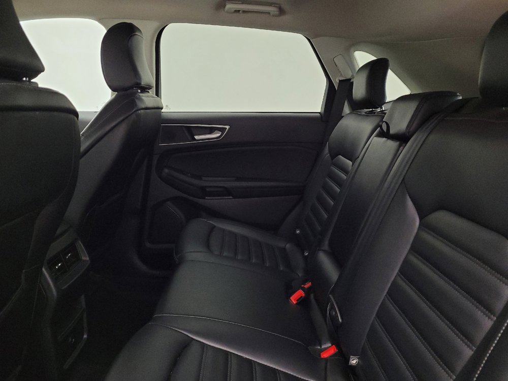 Used 2024 Ford Edge SEL image 18