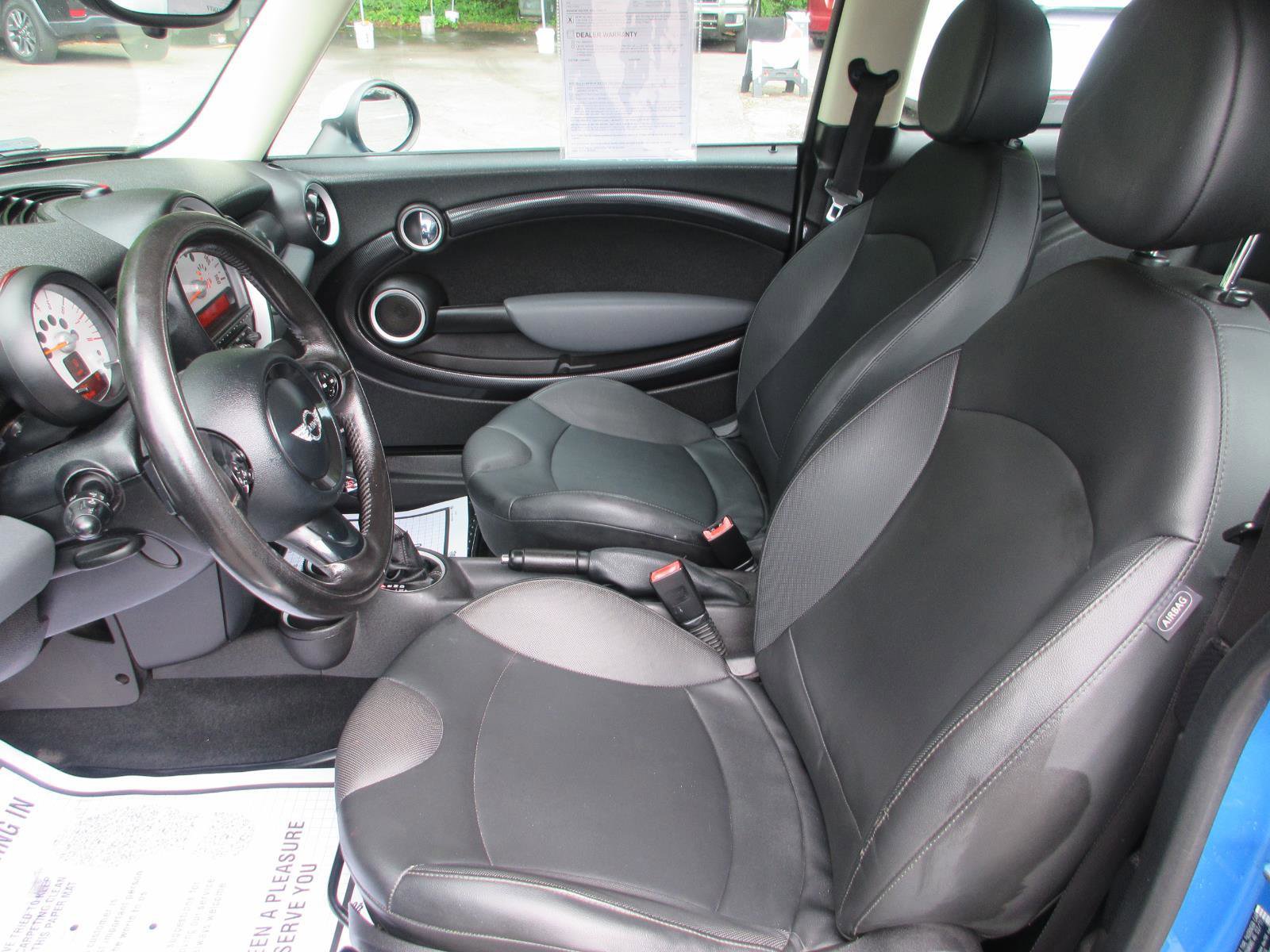Used 2011 MINI Cooper S FWD image 12