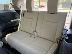 Used 2020 INFINITI QX60 Luxe w/ Essential Package FWD image 6