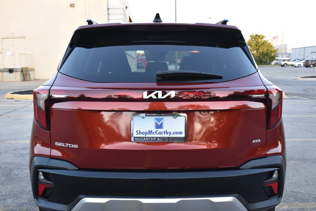 Used 2025 Kia Seltos S AWD/4WD image 8
