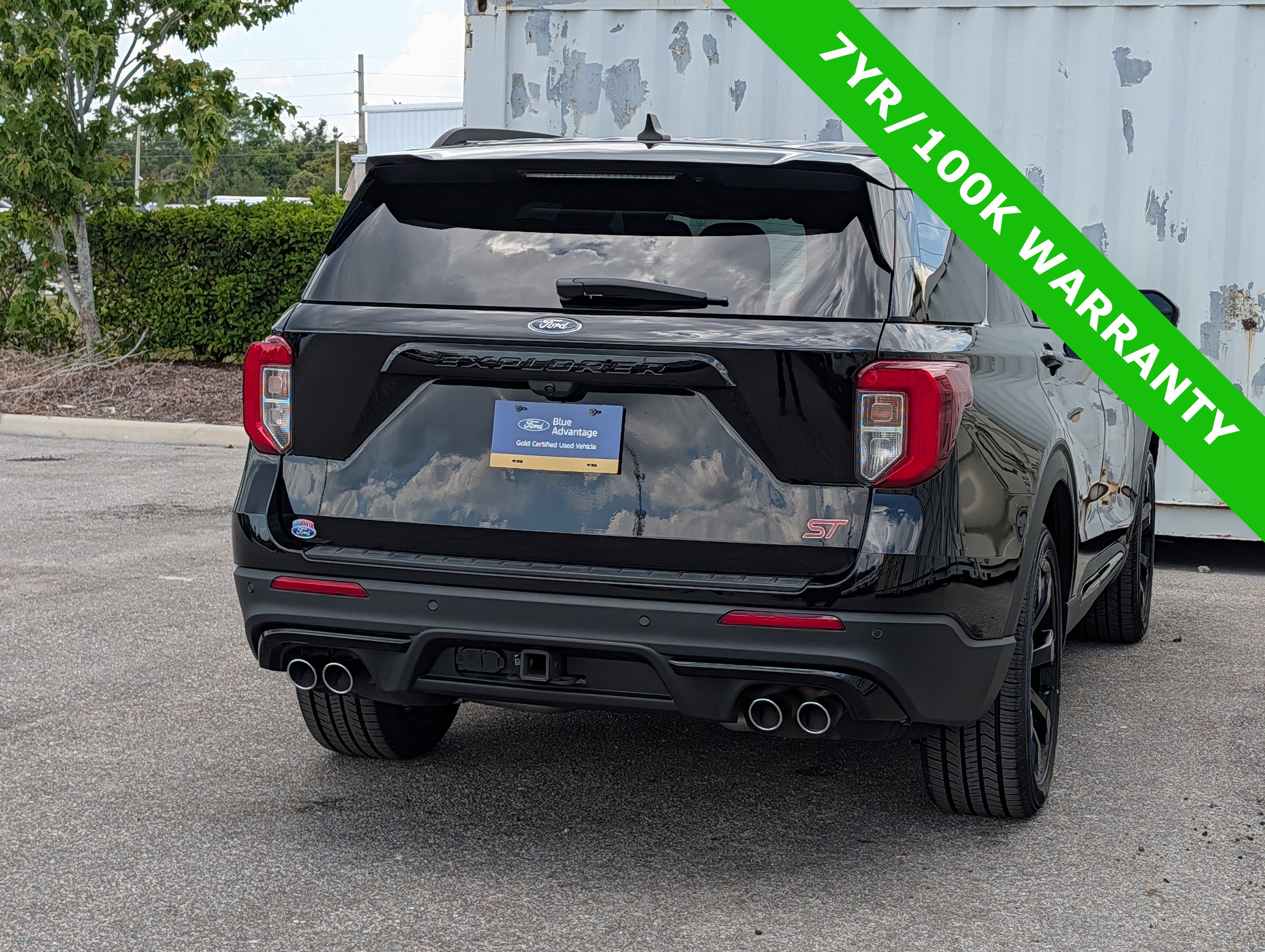 Certified 2022 Ford Explorer ST w/ Equipment Group 401A AWD/4WD image 4
