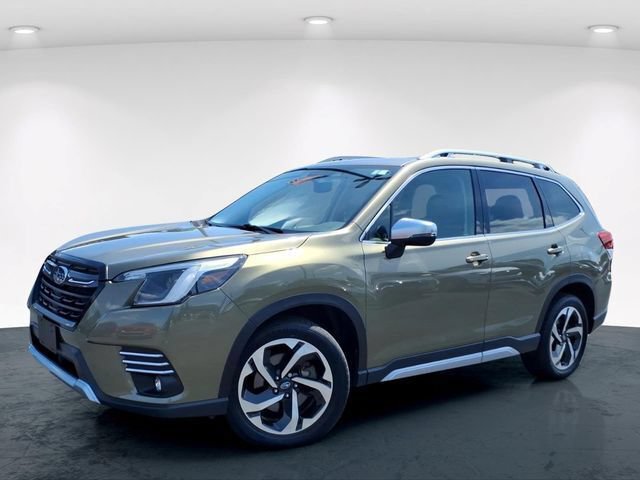Used 2023 Subaru Forester Touring AWD/4WD image 2