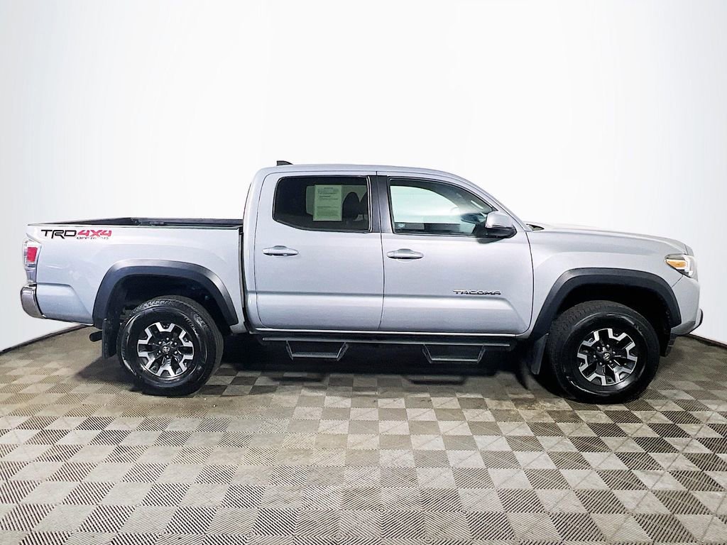 Used 2021 Toyota Tacoma TRD Off-Road AWD/4WD image 8
