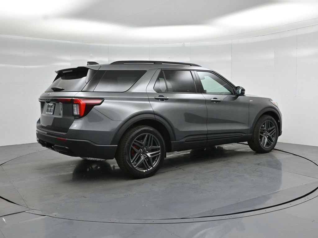 New 2026 Ford Explorer ST-Line RWD image 26