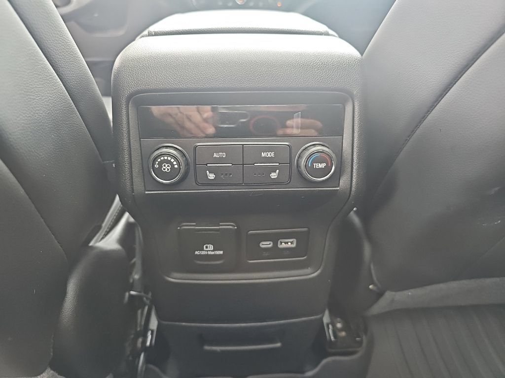 Used 2023 GMC Acadia SLT w/ Elevation Edition AWD/4WD image 14