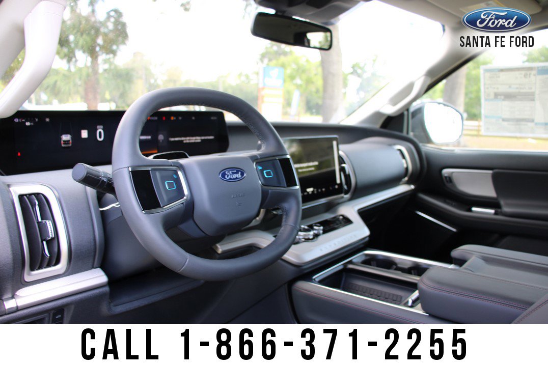 New 2025 Ford Expedition Active image 22