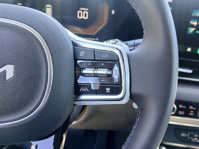 New 2026 Kia Carnival EX FWD image 34