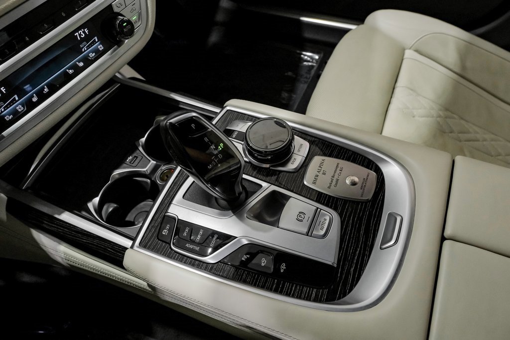 Used 2021 BMW ALPINA B7 xDrive image 25