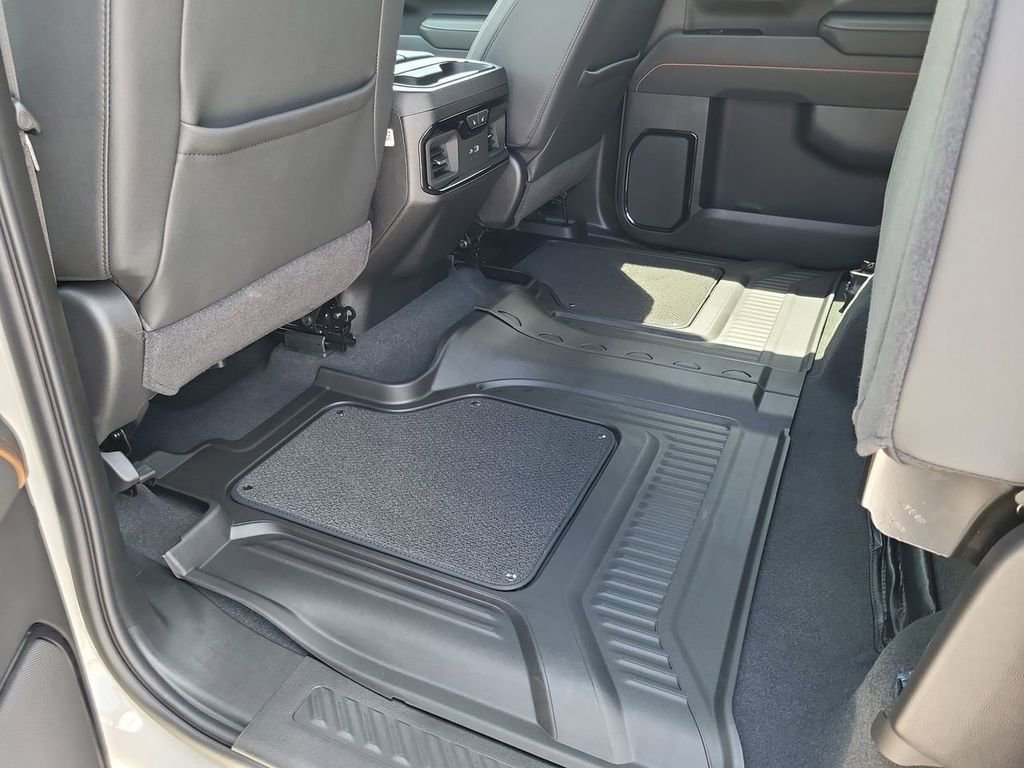 New 2026 GMC Sierra 2500 AT4 w/ AT4 Premium Plus Package image 25