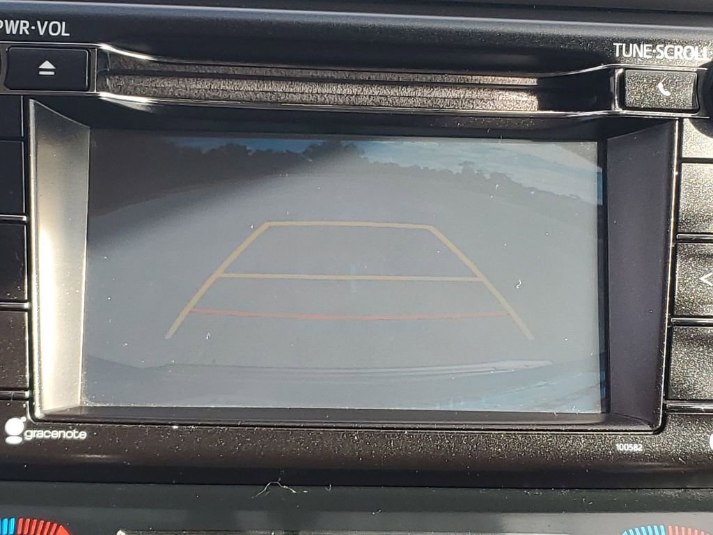 Used 2016 Toyota RAV4 XLE image 30