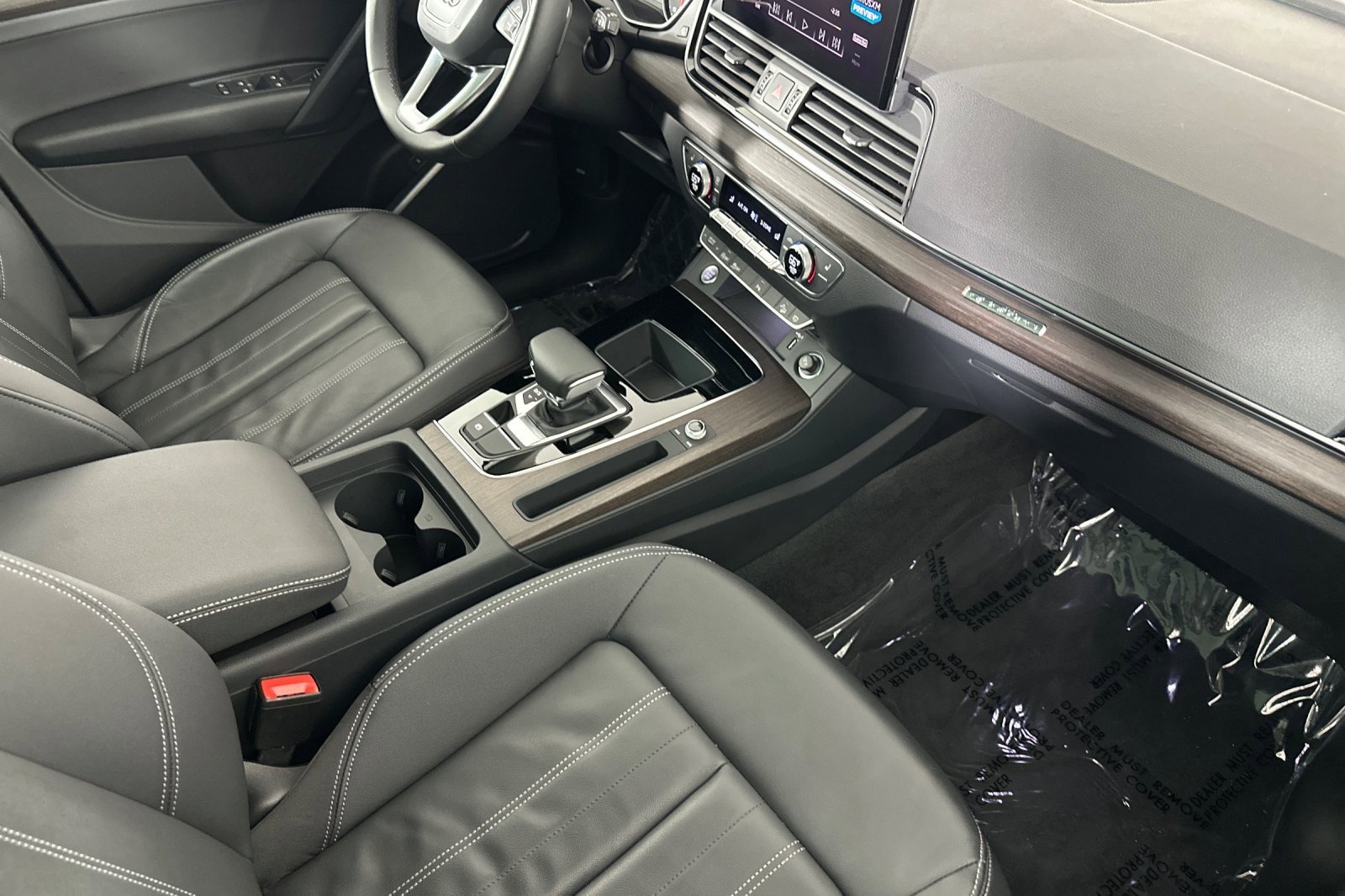 Used 2023 Audi Q5 2.0T Premium w/ Convenience Package image 15