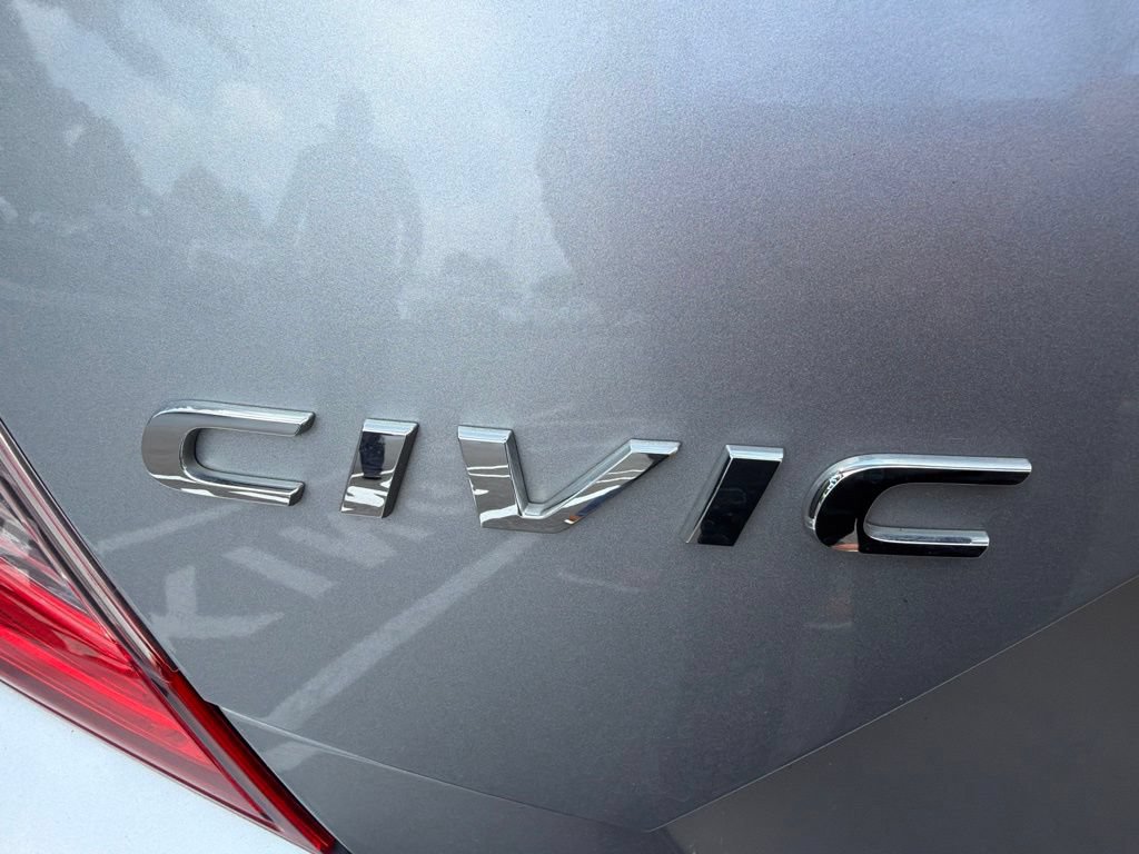 Certified 2018 Honda Civic EX-T image 6