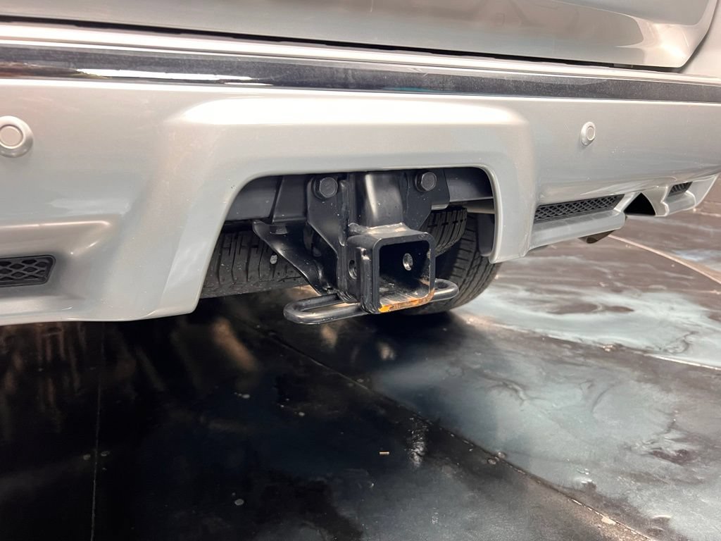 Used 2024 Toyota 4Runner Limited AWD/4WD image 19