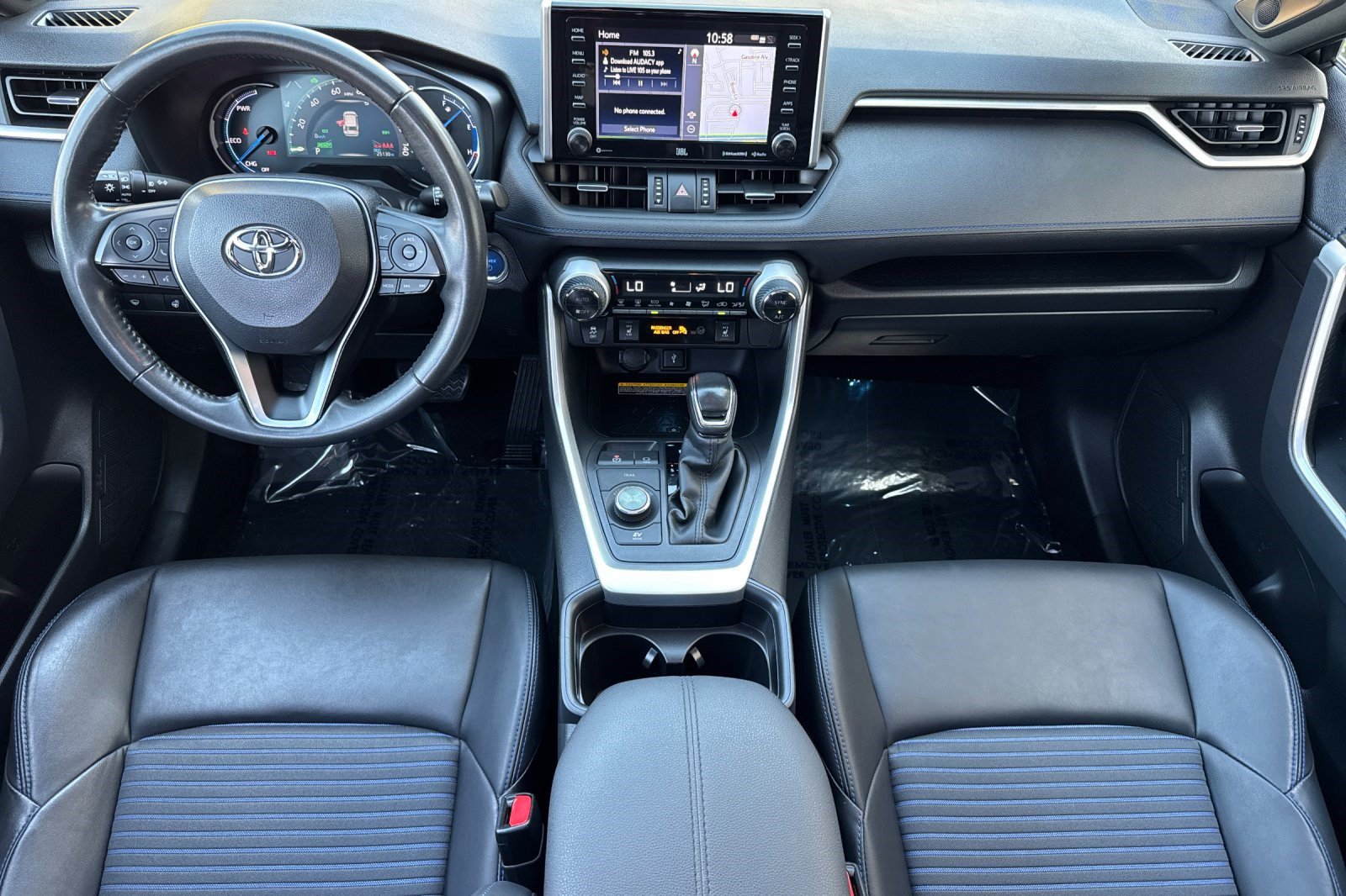Used 2021 Toyota RAV4 XSE AWD/4WD image 16
