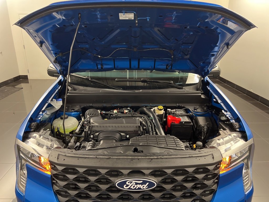 New 2025 Ford Maverick XLT w/ XLT Luxury Package image 30