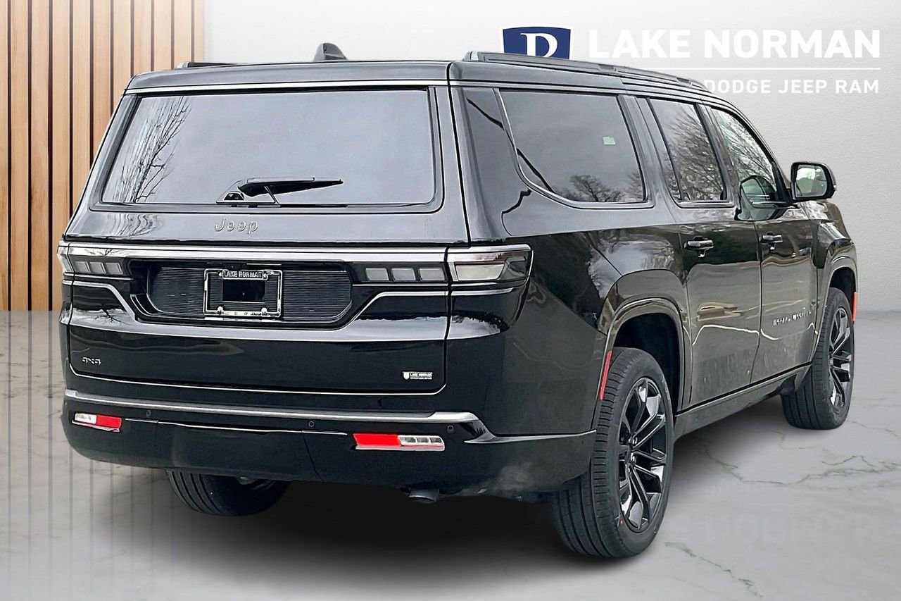 New 2026 Jeep Grand Wagoneer L Summit w/ Premium Group III image 9